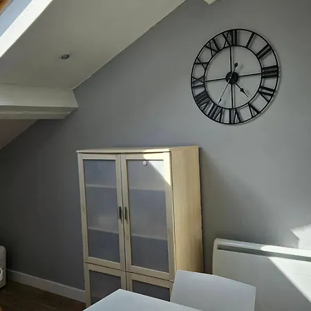 Cocon Charpennes Apartamento